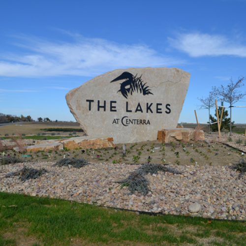 the-lakes-monument-sign the-lakes-monument-sign