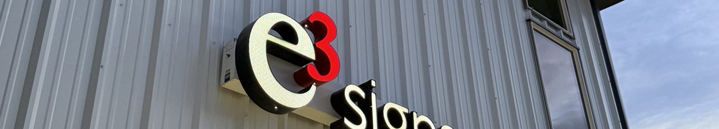 e3-wall-letters e3-wall-letters